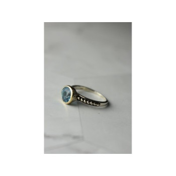 925 Sterling Silver Blue Spinel Ring Size 6