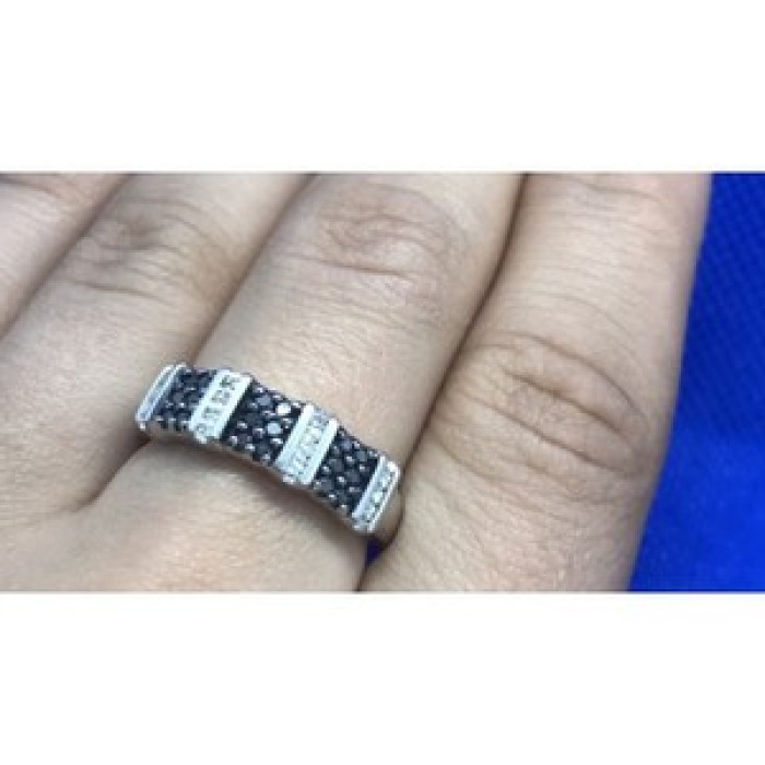 925 Sterling Silver Black Spinel Ring Size 8