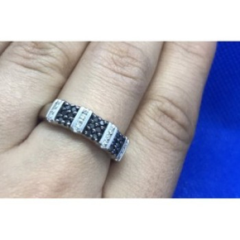 925 Sterling Silver Black Spinel Ring Size 8