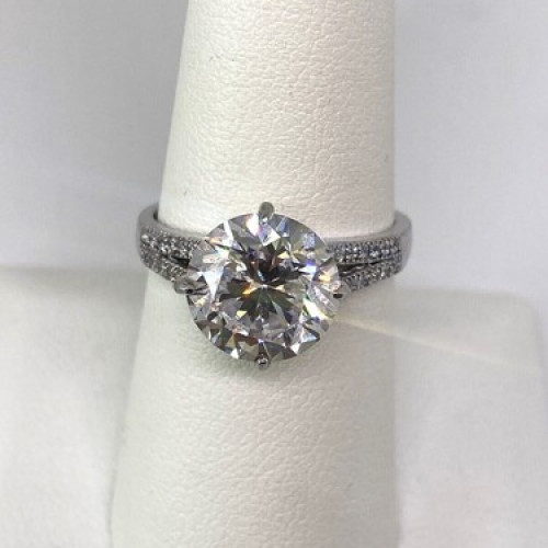 925 Sterling Silver CZ Ring Size 7.75