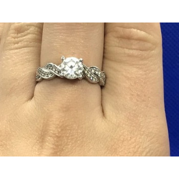 925 Sterling Silver CZ Ring Size 8