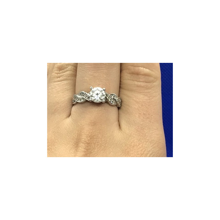 925 Sterling Silver CZ Ring Size 8
