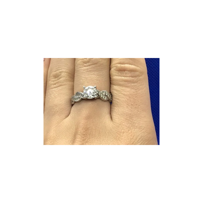 925 Sterling Silver CZ Ring Size 8