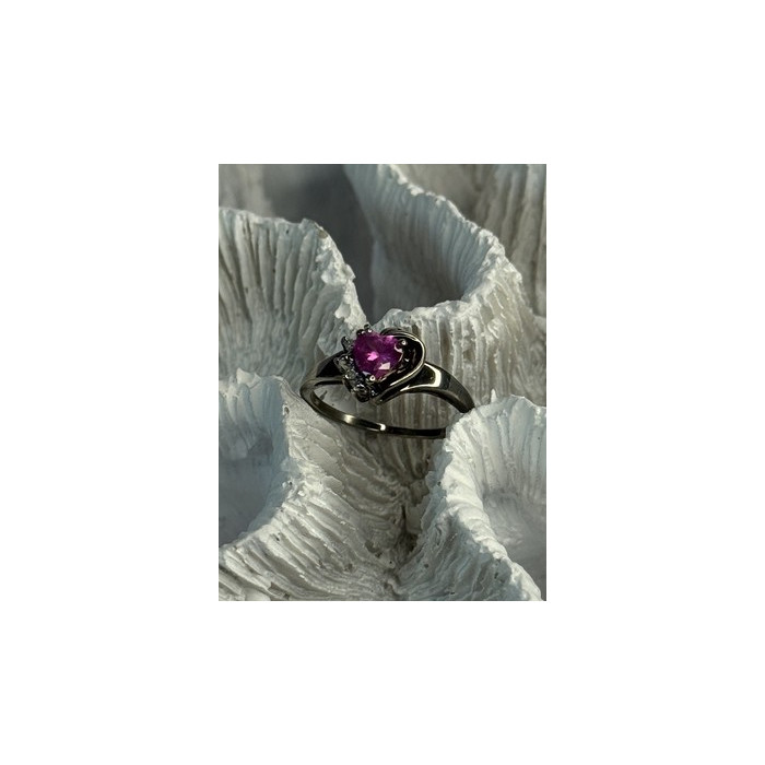 925 Sterling Silver Pink Topaz Heart Ring Size 6