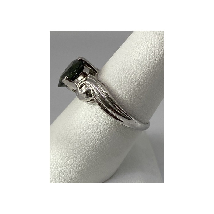 925 Sterling Silver CZ Ring Size 7.75