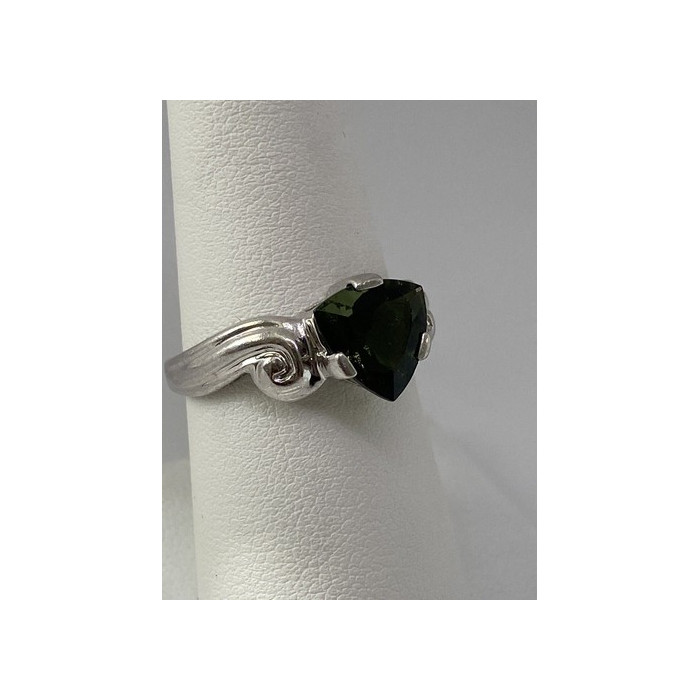 925 Sterling Silver CZ Ring Size 7.75