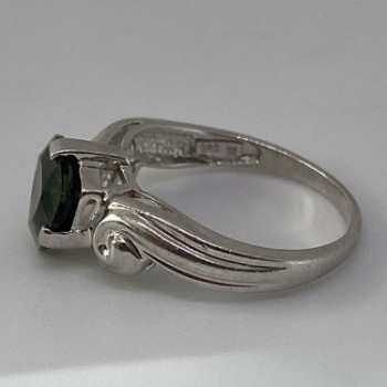 925 Sterling Silver CZ Ring Size 7.75