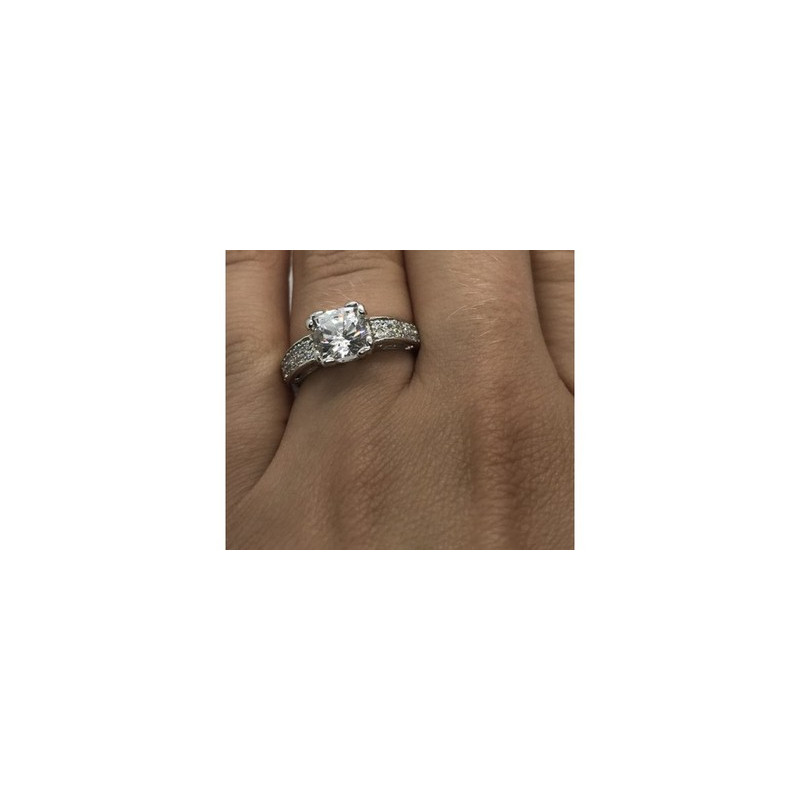 925 Sterling Silver CZ Ring Size 6.5