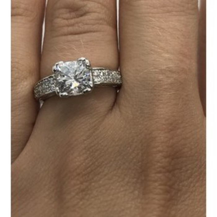 925 Sterling Silver CZ Ring Size 6.5