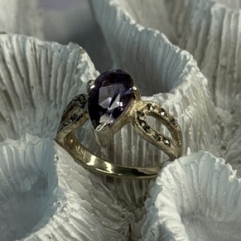 925 Sterling Silver Amethyst & Marcasite Ring Size 7.5
