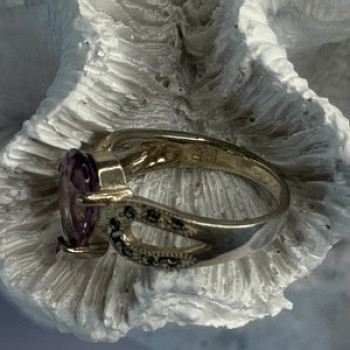 925 Sterling Silver Amethyst & Marcasite Ring Size 7.5