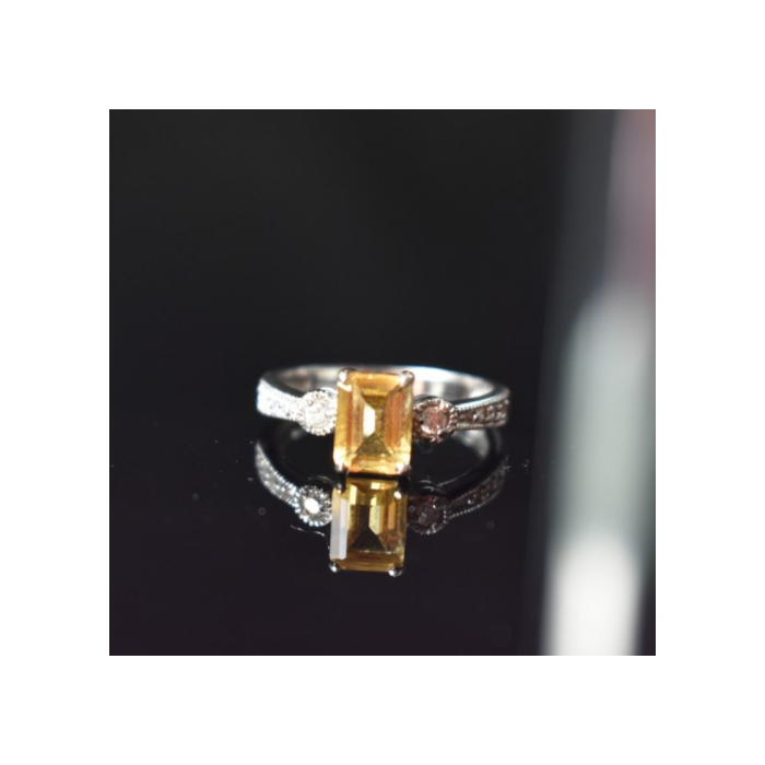 925 Sterling Silver Citrine & CZ Ring Size 8