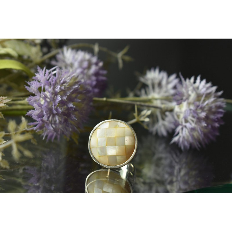 925 STERLING SILVER  MOTHER OF PEARL MOSAIC RING SIZE 8 ITALY