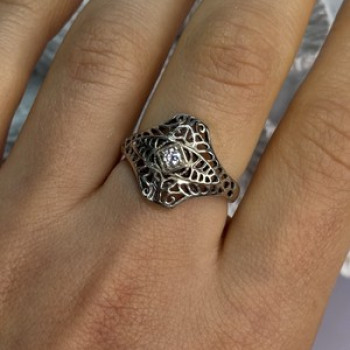 925 Sterling Silver Beryl Ring Size 8