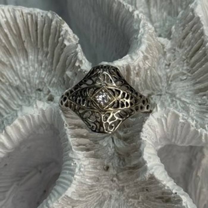 925 Sterling Silver Beryl Ring Size 8