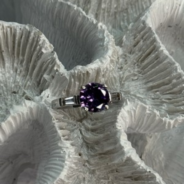 925 Sterling Silver Purple & White Spinel Ring Size 6.5