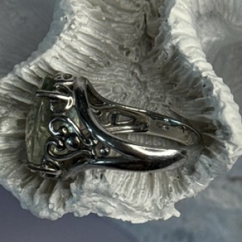 925 Sterling Silver Pale Green Amethyst Ring Size 7