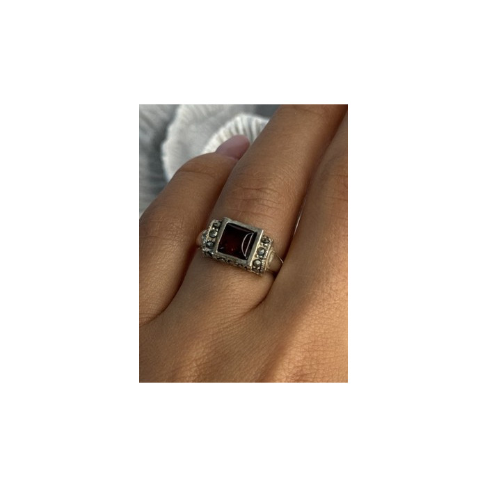 925 Sterling Silver Amber & Marcasite Ring Size 6.5