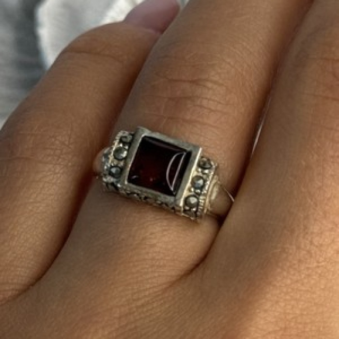 925 Sterling Silver Amber & Marcasite Ring Size 6.5