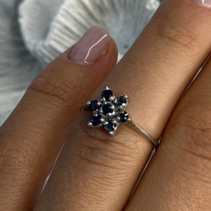 925 Sterling Silver Sapphire Flower Ring Size 6