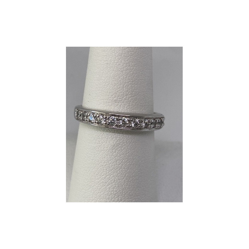 925 Sterling Silver CZ Ring Size 7.75