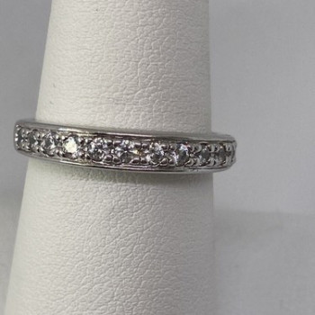 925 Sterling Silver CZ Ring Size 7.75