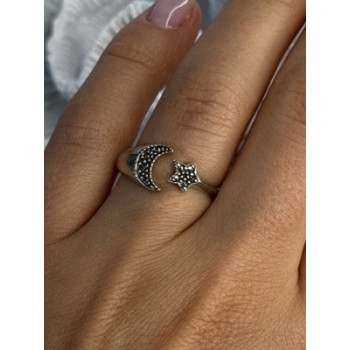 925 Sterling Silver Moon & Star Marcasite Ring Size 8