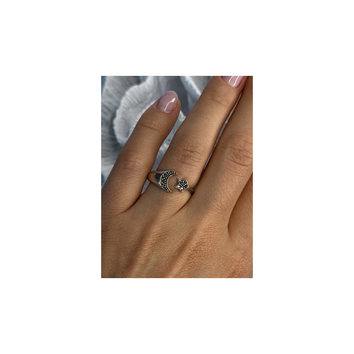 925 Sterling Silver Moon & Star Marcasite Ring Size 8