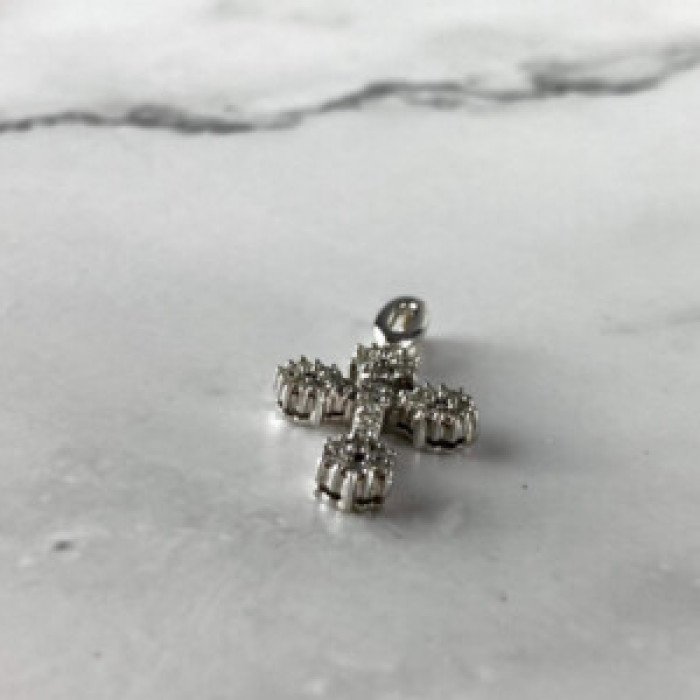 18K White Gold Diamonds Pendant Cross
