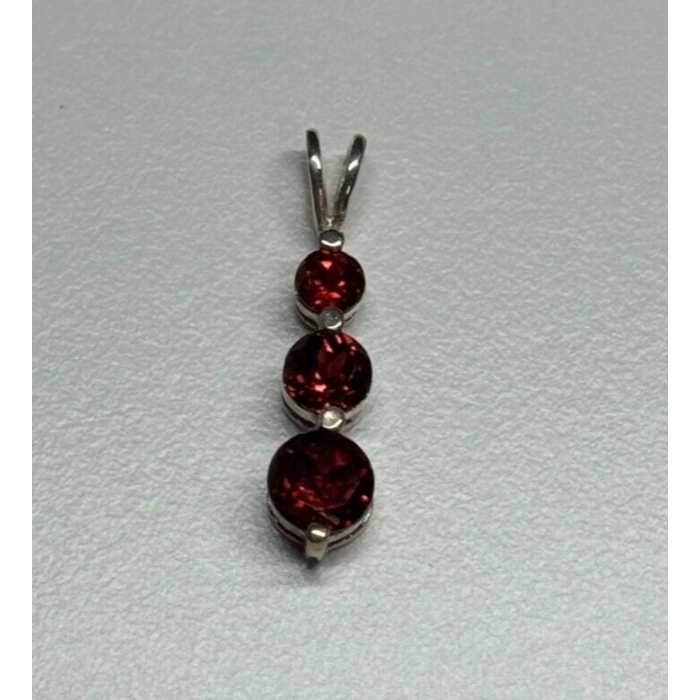925 Sterling Silver Garnet Pendant