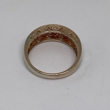 925 Sterling Silver CZ Ring Size 7.5