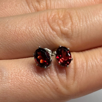 925 Sterling Silver Garnet Earrings