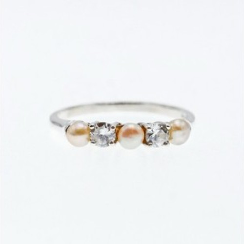 925 Sterling Silver Pearls & CZ Ring Size 10.5