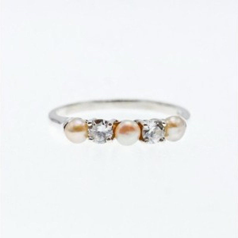 925 Sterling Silver Pearls & CZ Ring Size 10.5