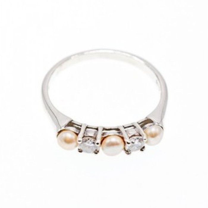 925 Sterling Silver Pearls & CZ Ring Size 10.5