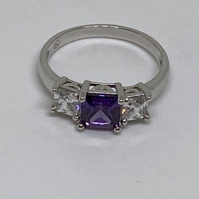925 Sterling Silver CZ Ring Size 8