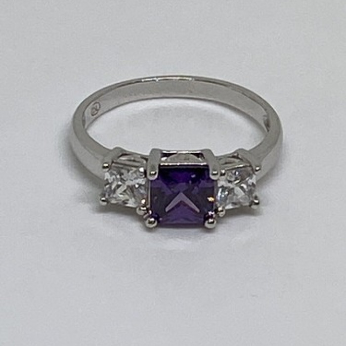 925 Sterling Silver CZ Ring Size 8