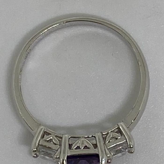 925 Sterling Silver CZ Ring Size 8