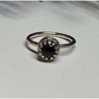 925 Sterling Silver Onyx Ring Size 7.5