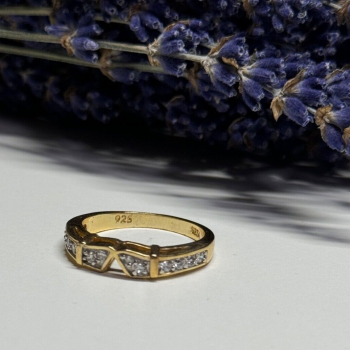 925 Sterling Silver Gold Plated CZ Ring Size 8.5