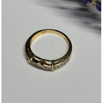 925 Sterling Silver Gold Plated CZ Ring Size 8.5