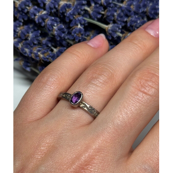 925 Sterling Silver Amethyst Ring Size 6