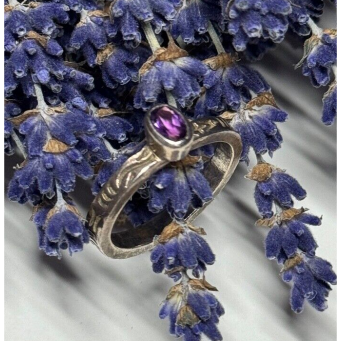 925 Sterling Silver Amethyst Ring Size 6