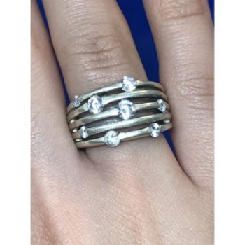 925 Sterling Silver CZ Ring Size 6.5