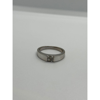 14K WHITE GOLD  DIAMONDS RING SIZE 7