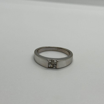 14K White Gold Diamonds Ring Size 7