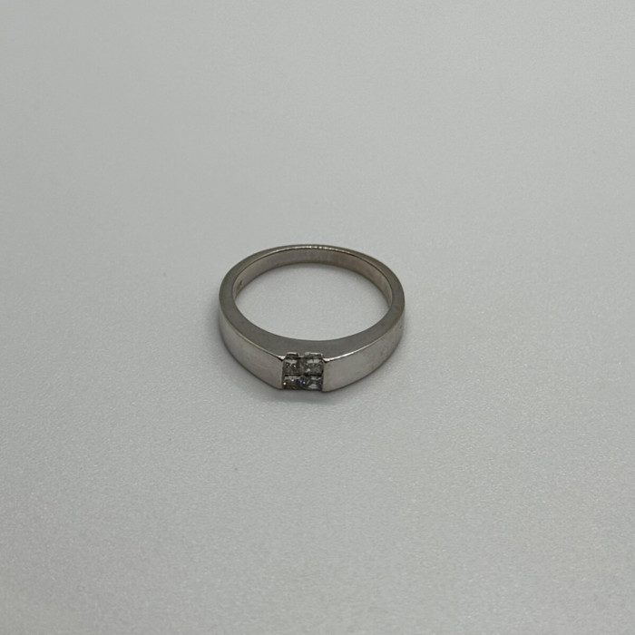 14K White Gold Diamonds Ring Size 7