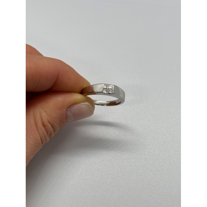 14K WHITE GOLD  DIAMONDS RING SIZE 7