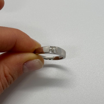 14K White Gold Diamonds Ring Size 7