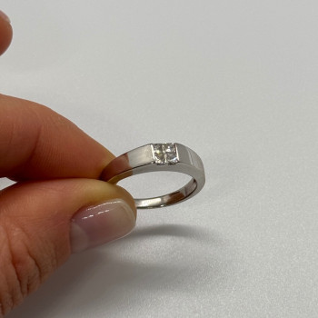 14K White Gold Diamonds Ring Size 7